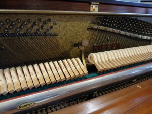 rippen_queen_anne_vleugelstand_nm_piano_5_verhoogmuziek