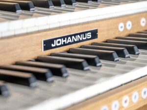 johannus_sonique_260_be_3_orgel_verhoogmuziek