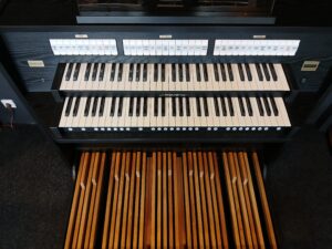 johannus_studio_260b_4_orgel_verhoogmuziek