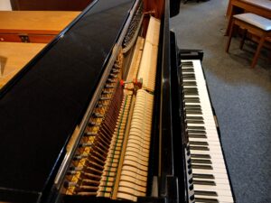 kawai_k8_zh_piano_02_verhoogmuziek