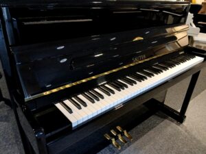 sauter_vega_116_zh_piano_02_verhoogmuziek
